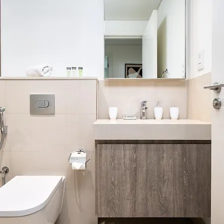 Bellavista Downtown Views II Tower 1 Modern 2Br Downtown City View Dubai Exterior photo