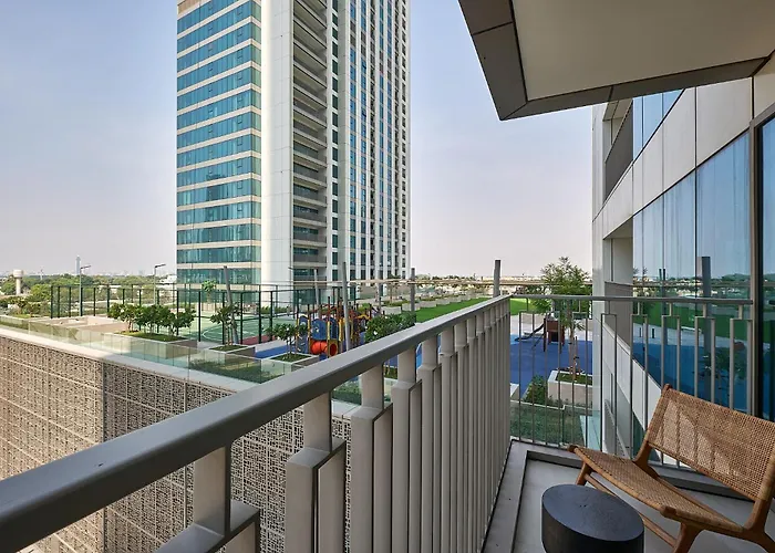 Bellavista Downtown Views II Tower 1 Modern 2Br Downtown City View